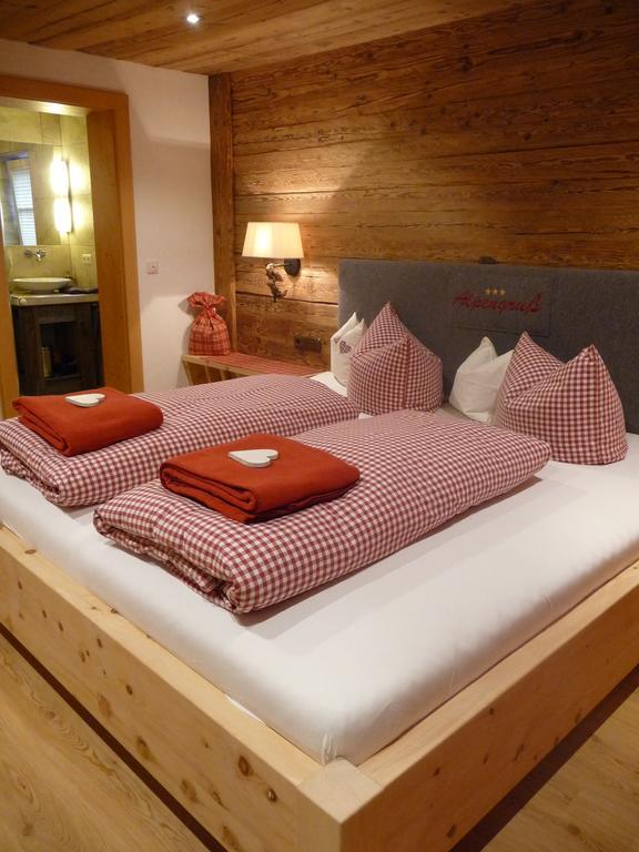 Gastehaus Alpengruss Hotell Wallgau Eksteriør bilde